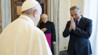 Papa Francesco condanna l'attentato contro il premier iracheno Khadimi