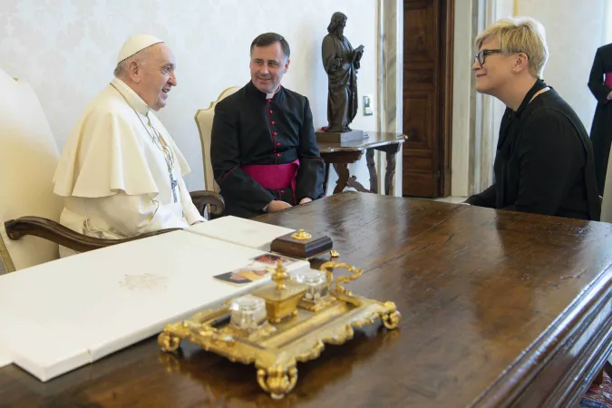 Papa Francesco, Šimonytė | Papa Francesco e il primo ministro lituano Šimonytė | Vatican Media / ACI Group