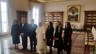 Papa Francesco e il Primo Ministro di Estonia, un breve colloquio in attesa del viaggio