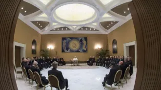 Papa Francesco accetta la rinuncia di due vescovi cileni 