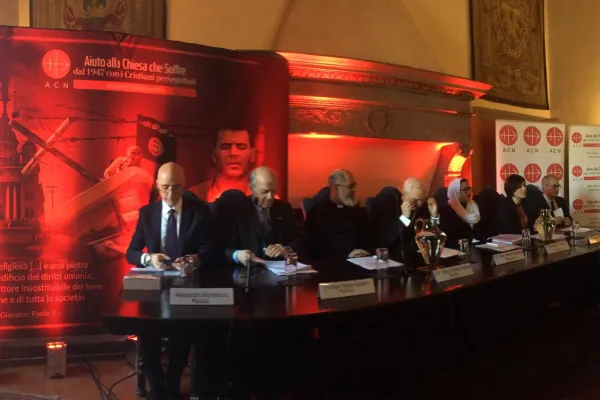 Il panel della presentazione del XIV rapporto sulla libertà religiosa nel mondo di Aiuto alla Chiesa che Soffre, Ambasciata di Italia presso la Santa Sede, 22 novembre 2018 / 