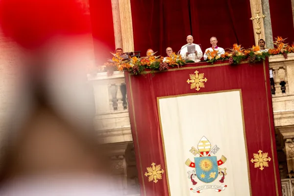 Papa Francesco imparte la benedizione Urbi et Orbi, Piazza San Pietro, Pasqua, 21 aprile 2019  / Daniel Ibanez / ACI Group 