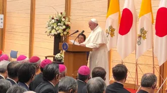Papa Francesco in Giappone. “La dignità umana sia al centro di ogni attività” 