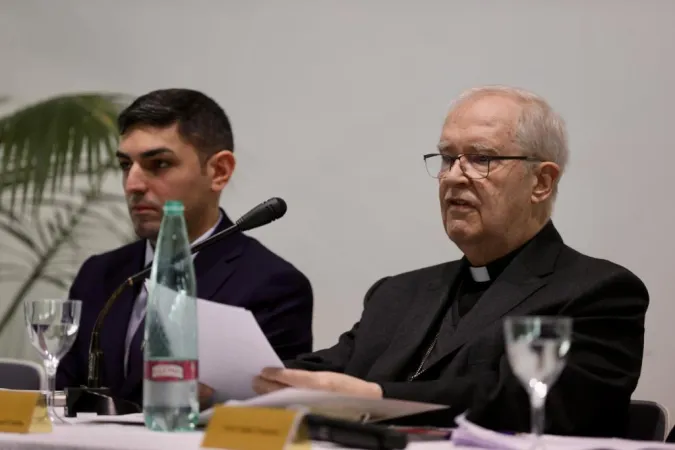 Il cardinale Cordes e il moderatore Spuntoni |  | Daniel Ibanez/ EWTN