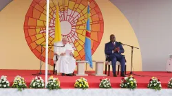 Papa Francesco durante il discorso alle autorità diplomatiche, giardino del Palais des Nations, Kinshasa, 31 gennaio 2023 / Elias Turk / ACI Mena - EWTN News