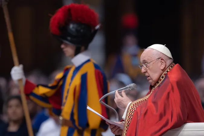 Papa Francesco durante la Messa di Pentecoste, Basilica di San Pietro, 28 maggio 2023 | Daniel Ibanez / ACI Group