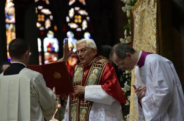 Il Papa emerito, Benedetto XVI |  | World Meeting of Families 2012 - CNA
