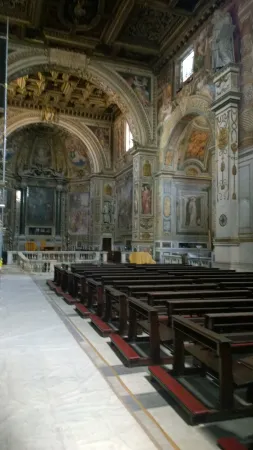 L'interno della chiesa di Santa Susanna |  | OB