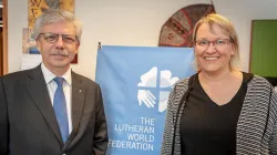 Michel Roy, segretario generale di Caritas Internationalis, incontra Maria Immonen, direttore del World Service, nella sede della Lutheran World Federation di Ginevra, 4 aprile 2019  / Lutheran World Federation 