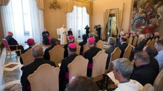 Il Papa ai Somaschi: "Siate Chiesa in uscita, verso feriti e scartati"