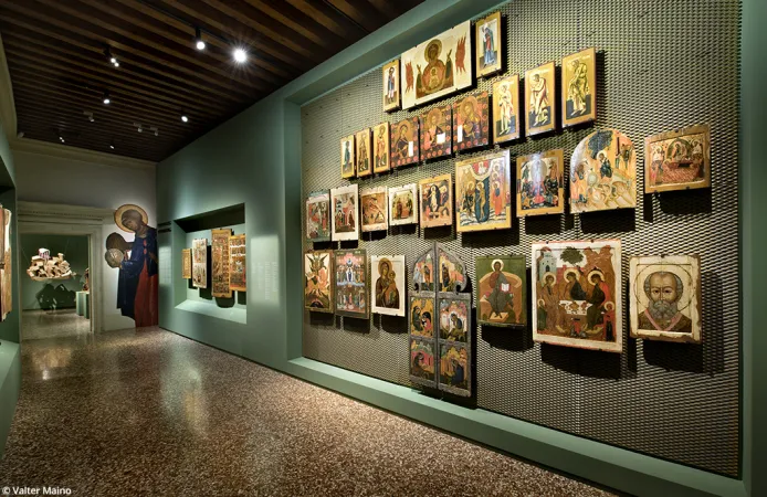 Una sala dell'esposizione  |  | ìwww.gallerieditalia.com