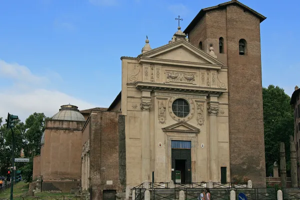 San Nicola e il Carcere Tullianum / Wikipedia