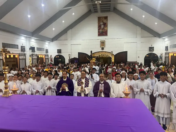 La reliquia di San Carlo Acutis nelle Filippine |  | Diocesi Assisi