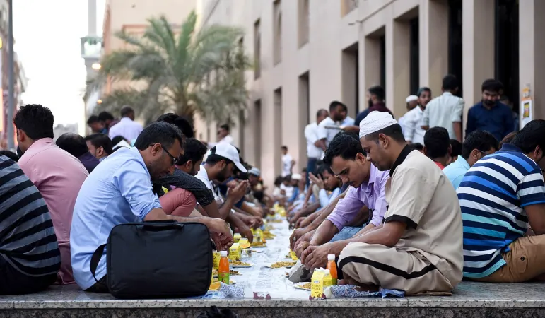 Rompere il digiuno a Ramadan |  | Wikimedia commons
