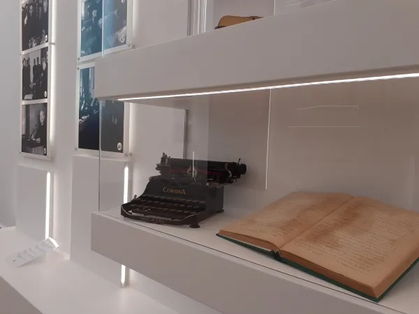 Alcune immagini del Museo di Don Alberione  |  | AT