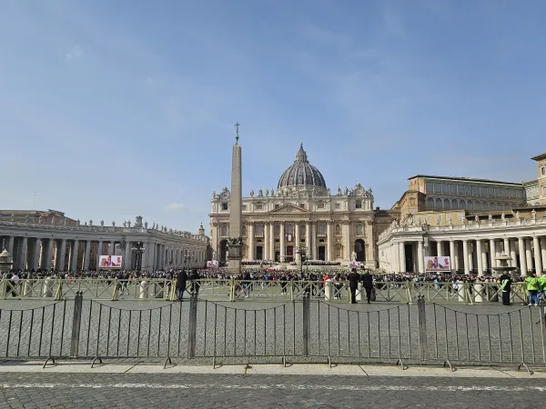 Piazza San Pietro |  | ACI Stampa