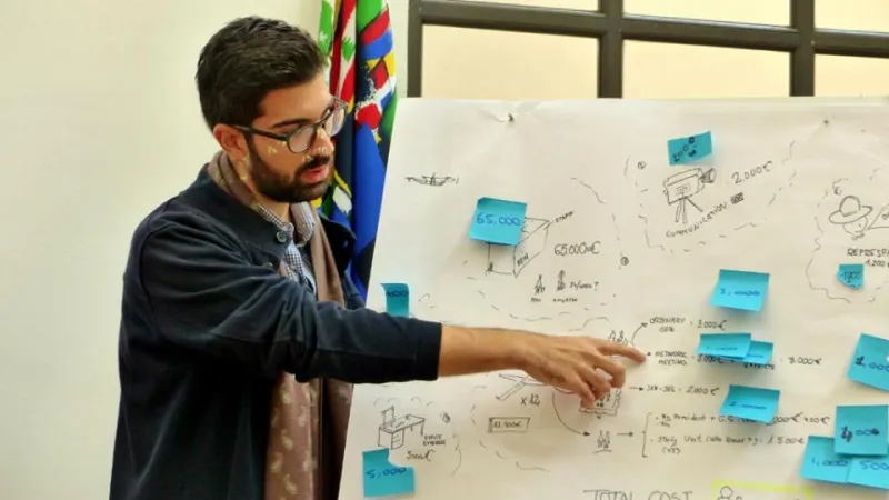 Un animatore salesiano |  | Salesiani per il Sociale - Federazione SCS/CNOS   