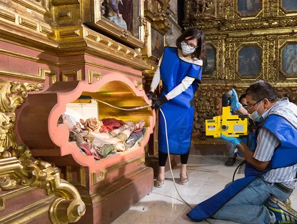 Indagine su "corposanto" |  | MG