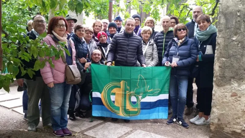 Un gruppo di turisti del Centro Turistico Giovanile  |  | FB