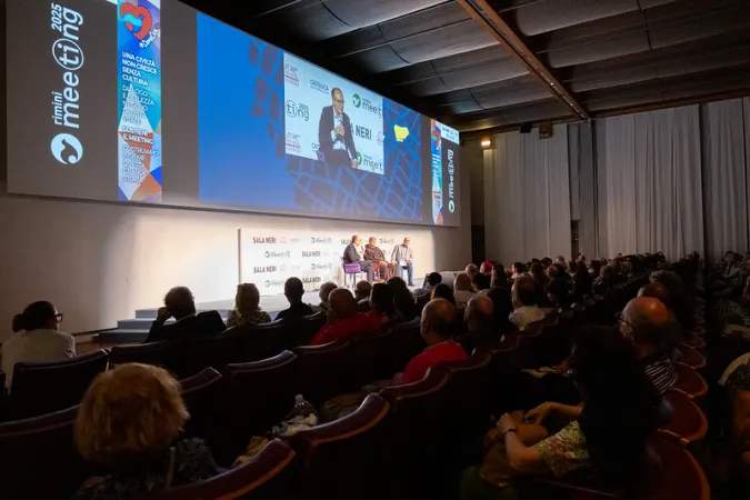 Uno dei momenti di testimonianza |  | Meeting 2025