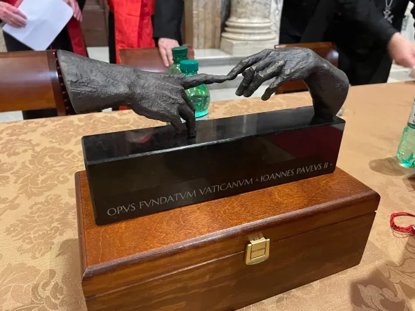 Alcune immagini della cerimonia di consegna del Premio San Giovanni Paolo II |  | Acistampa