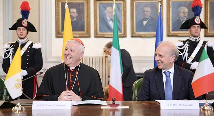 La firma dell'accordo  |  | MIUR 