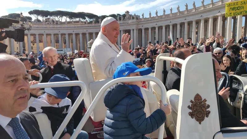 In Piazza San Pietro con l'Azione Cattolica e il Papa | | Azione cattolica Marche
