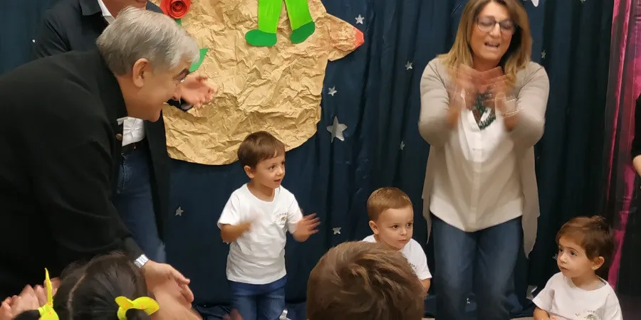 L'arcivescovo di Lecce in una scuola  |  | Diocesi di Lecce