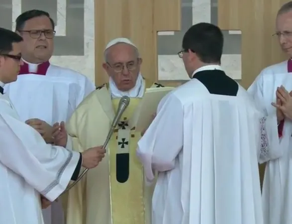 Il Papa celebra la Messa al parco di Monza | | CTV