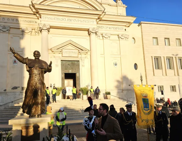 La inaugurazione della statua di Giovanni Paolo II |  | Wlodzimierz Redzioch