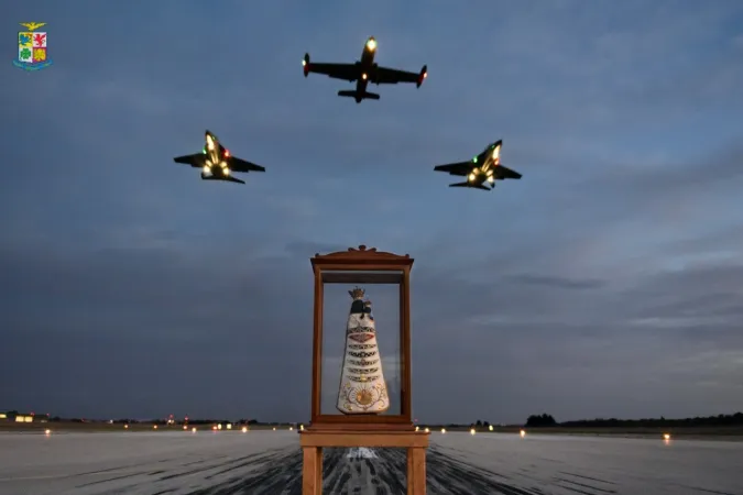 Alcune immagini della Peregrinatio della immagine della Madonna di Loreto | | Santuario di Loreto