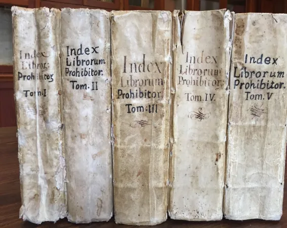 L'archivio | | www.acdf.va