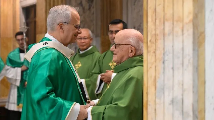Papa Leone XIV a Sant' Anna con Padre Gioele Schiavella, | | Vatican Media