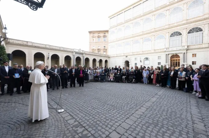 Papa Leone XIV e i responsabili della Pastorale ispanica degli Stati Uniti, |  | Vatican Media