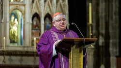 Il cardinale Duka durante una Celebrazione eucaristica / Credit Vatican Media