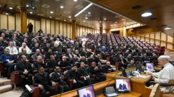 Il papa con i Partecipanti all'Incontro promosso dall'Unione dei Superiori Generali (U.S.G.) / Credit Vatican Media