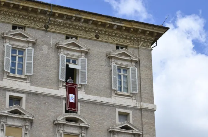 Il palazzo apostolico vaticano al momento dell'Angelus | Il palazzo apostolico vaticano al momento dell'Angelus | Credit Vatican Media