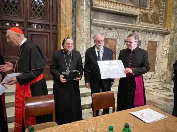 Alcune immagini della cerimonia di consegna del Premio San Giovanni Paolo II |  | Acistampa
