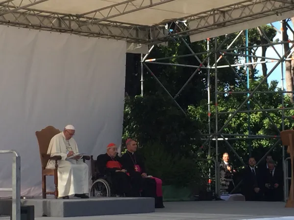 Papa Francesco a Villa Nazareth | Papa Francesco durante l'incontro a Villa Nazareth  | Angela Ambrogetti / ACI Stampa