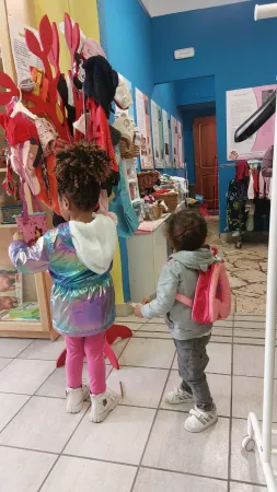 Bimbi a scuola |  | Emporio bimbi / Diocesi di Terni