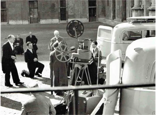 Una della foto della Mostra | | papisoggettiva.it