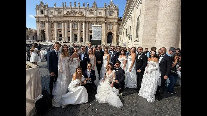 Sposi in Piazza san Pietro |  | pd