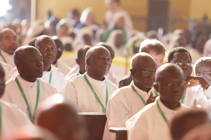 Sacerdoti e religiosi nella Cattedrale di S. Teresa di Giuba |  | Elias Turk ACI MENA