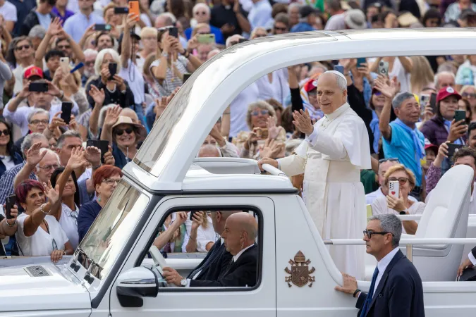 Papa Leone XIV |  | Daniel Ibanez EWTN