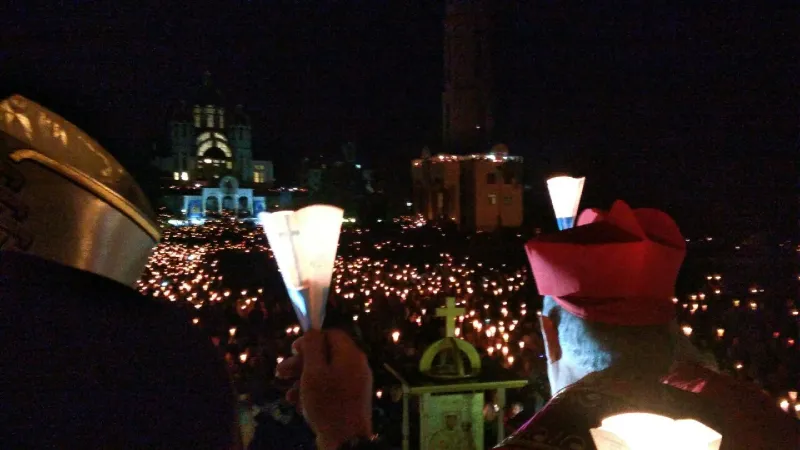 Il Cardinale Sandri in Ucraina | La veglia dei giovani al santuario di Zarvanytsia, 16 luglio 2017 | Congregazione delle Chiese Orientali