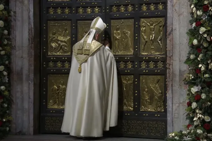 Papa Leone XIV chiude la Porta Santa di San Pietro | | Vatican Media / EWTN