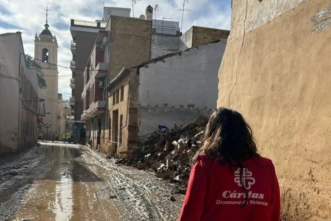 Valencia, Alluvione |  | Caritas Valencia