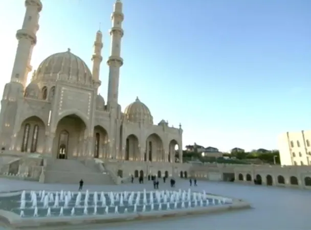 La Moschea “Heydar Aliyev” | | CTV