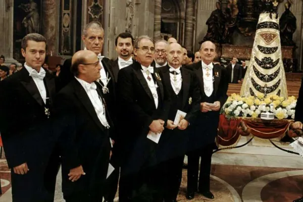 Alcuni addetti di anticamera di Sua Santità / FB Giuseppe Tedeschi