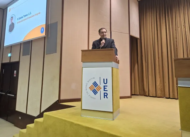 Padre Enrico Trono LC |  | UER